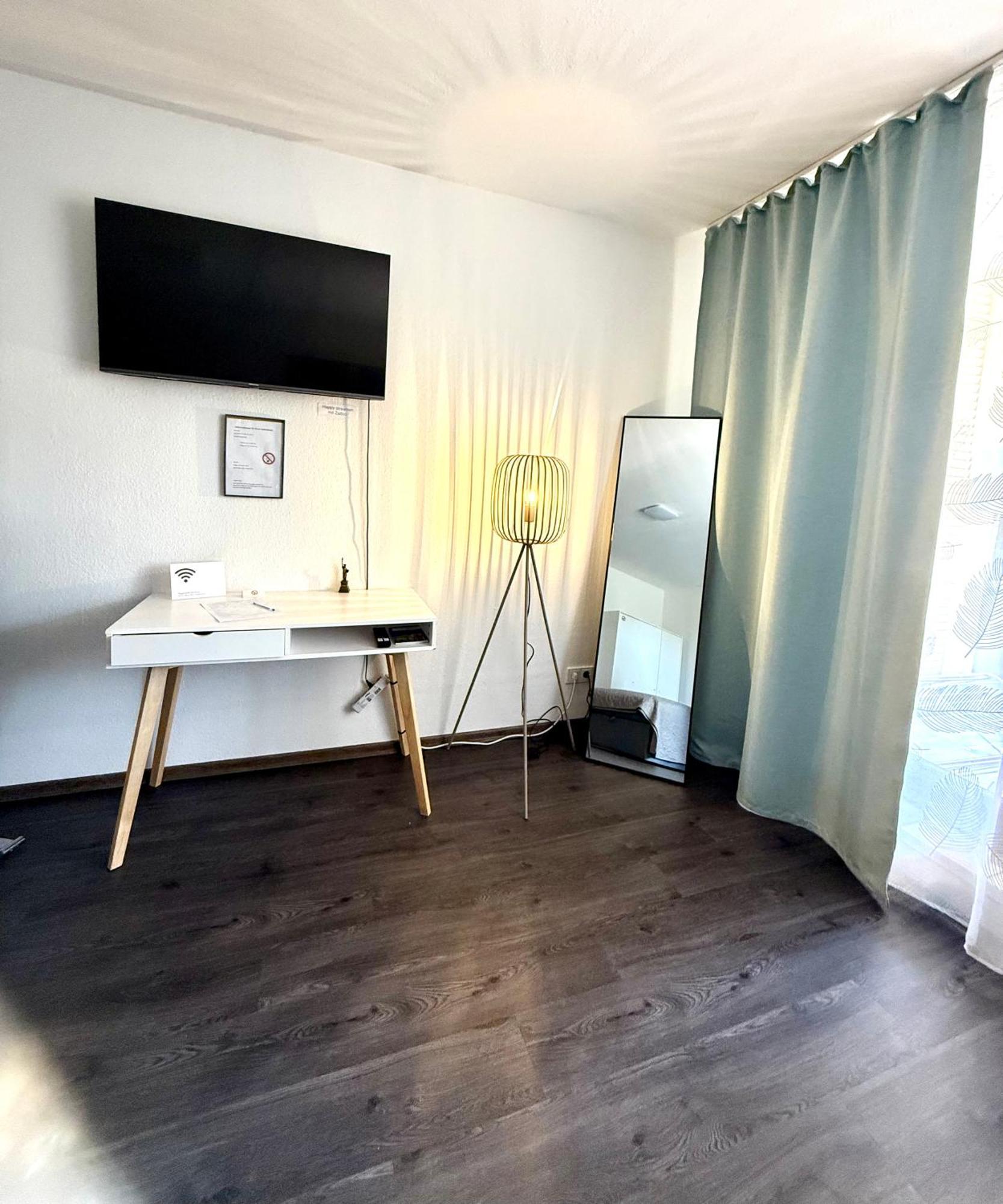 4 * Wiesbaden